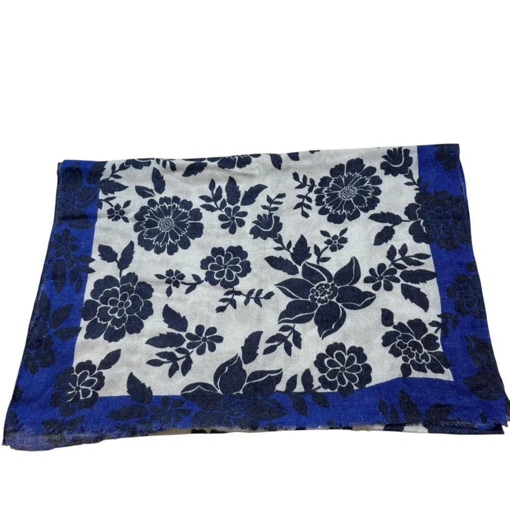 Ladies Echo Brand Large Blue and Black Floral Scarf‎